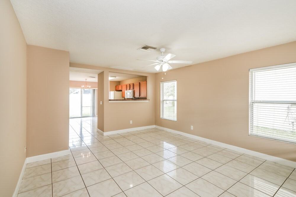 32121 Northridge Dr - Photo 3 of 16