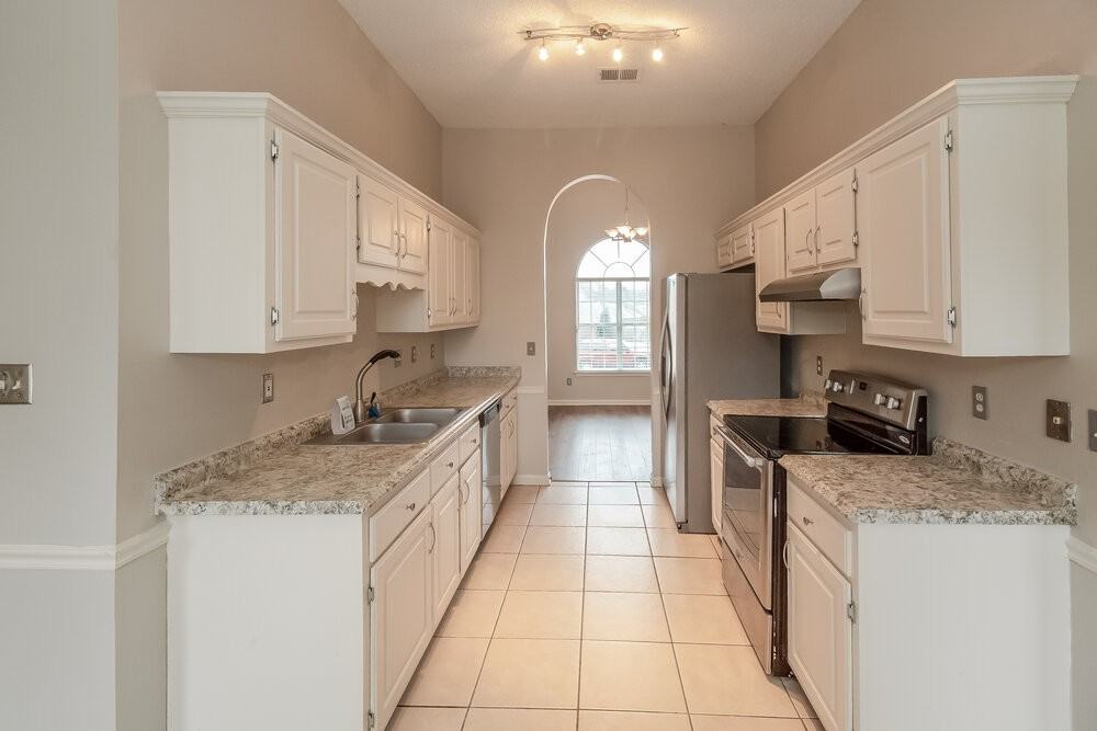 7643 Shadow Hills Dr - Photo 6 of 14