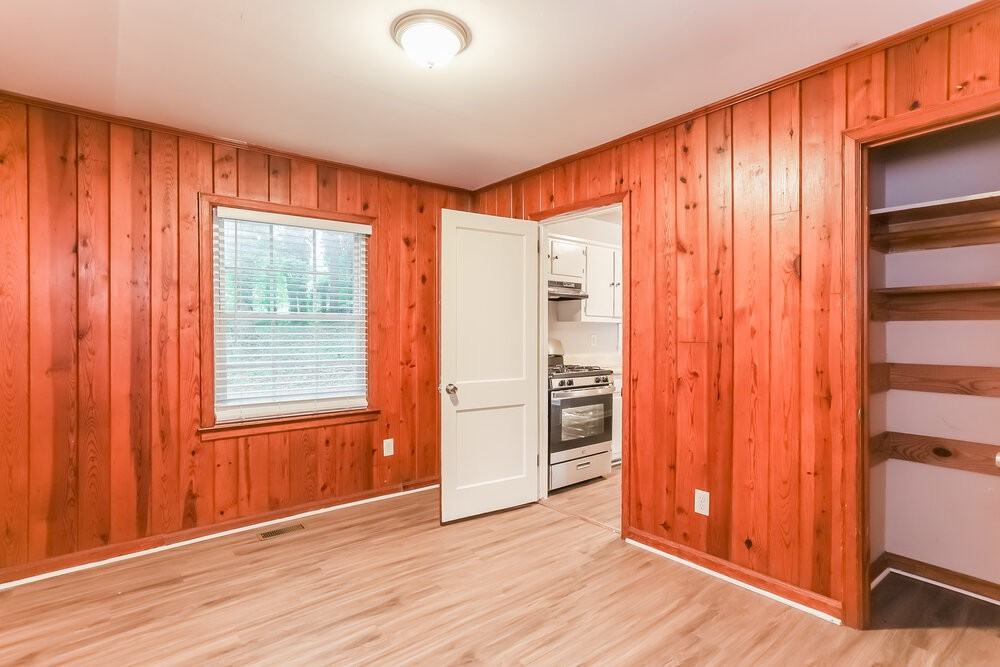2517 Old Colony Rd - Photo 7 of 16