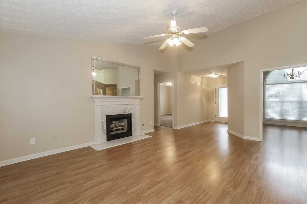 1005 Rafington Dr - Photo 4 of 16