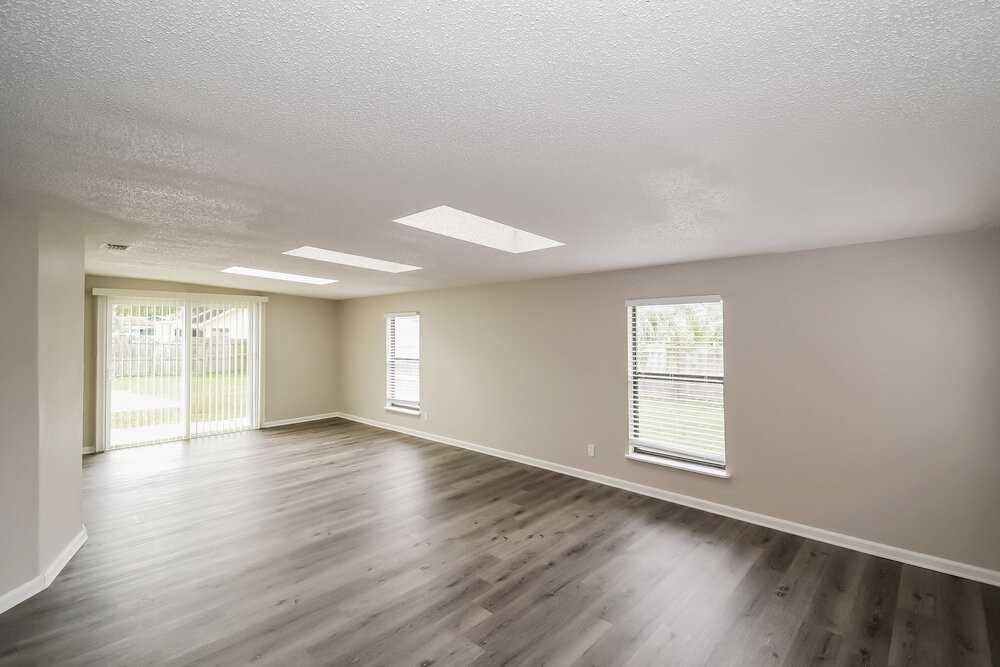 2412 Balsamwood Ct - Photo 7 of 16