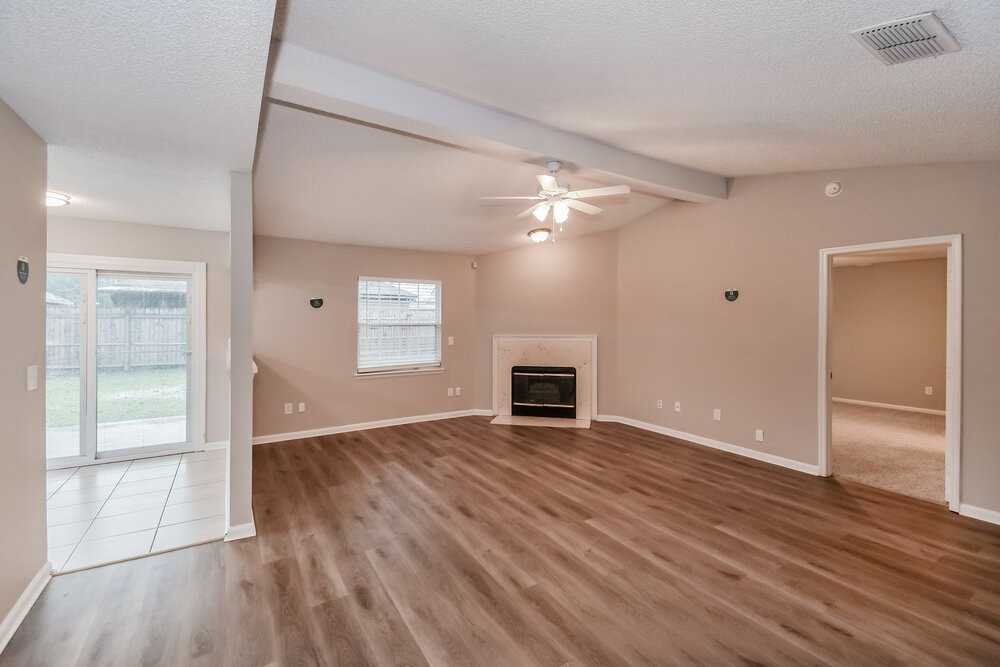 2979 Tuscarora Trl - Photo 3 of 16