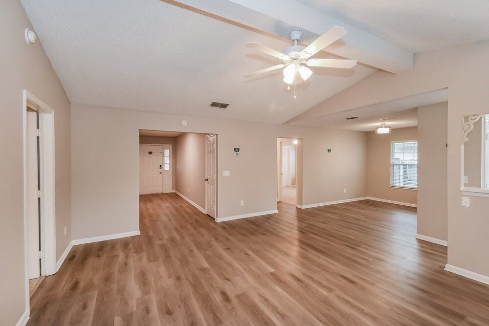 2979 Tuscarora Trl - Photo 4 of 16