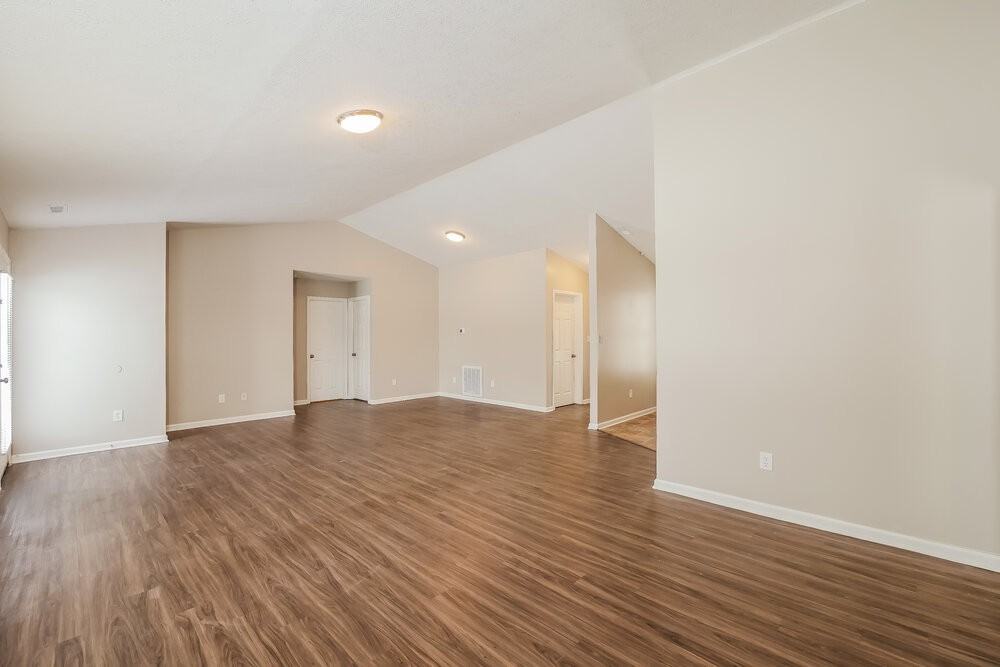 5322 Claybrooke Dr - Photo 7 of 15