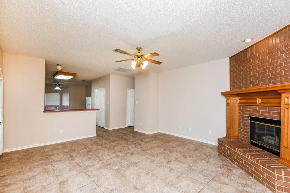 744 Teresa Dr - Photo 5 of 17