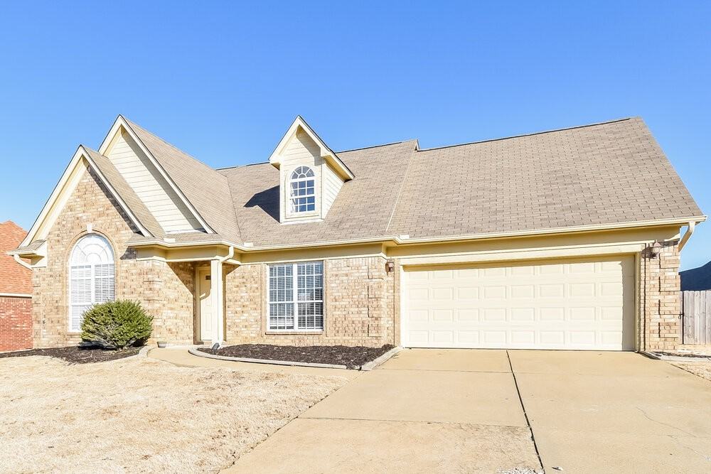 2670 Pinnacle Dr - Photo 5 of 17