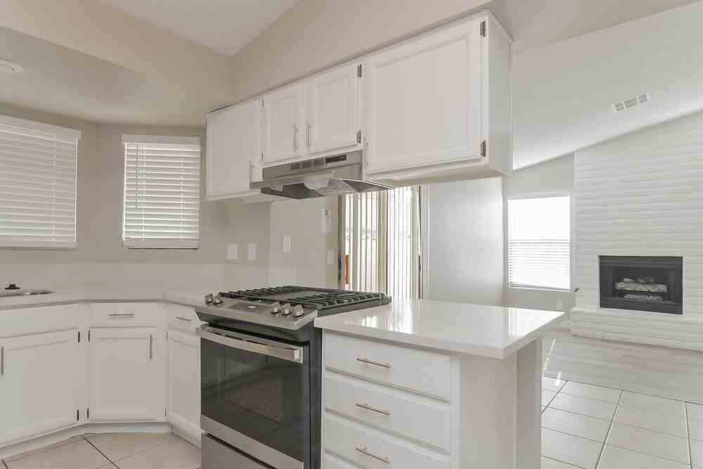 717 Skipjack Dr - Photo 7 of 16