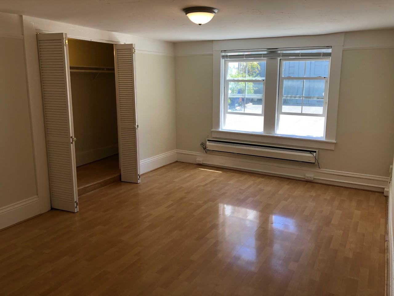 67 Henry St #5 - Photo 2 of 5