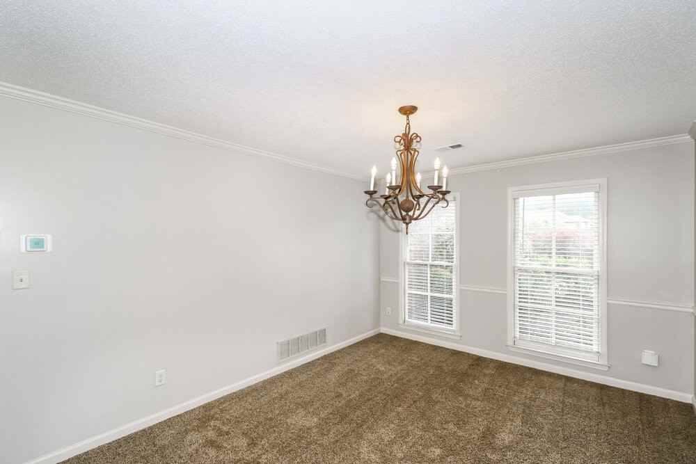 9118 Afton Grove Rd - Photo 6 of 17