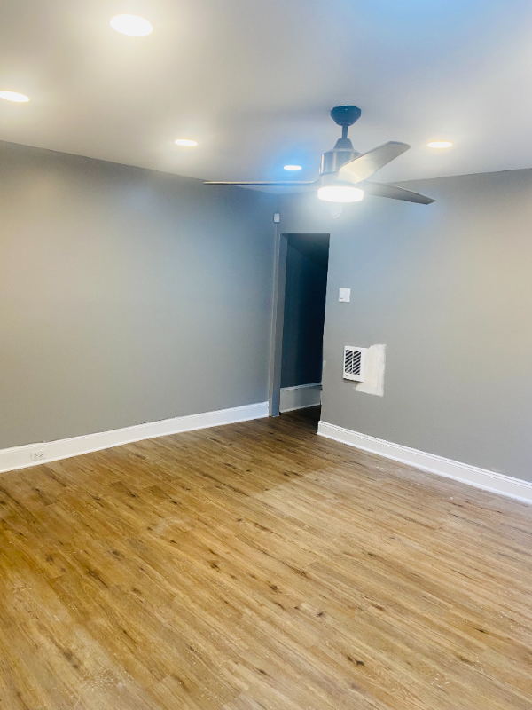 1 Block From Lansdowne And Media (Carroll Park) - Photo 3 of 7