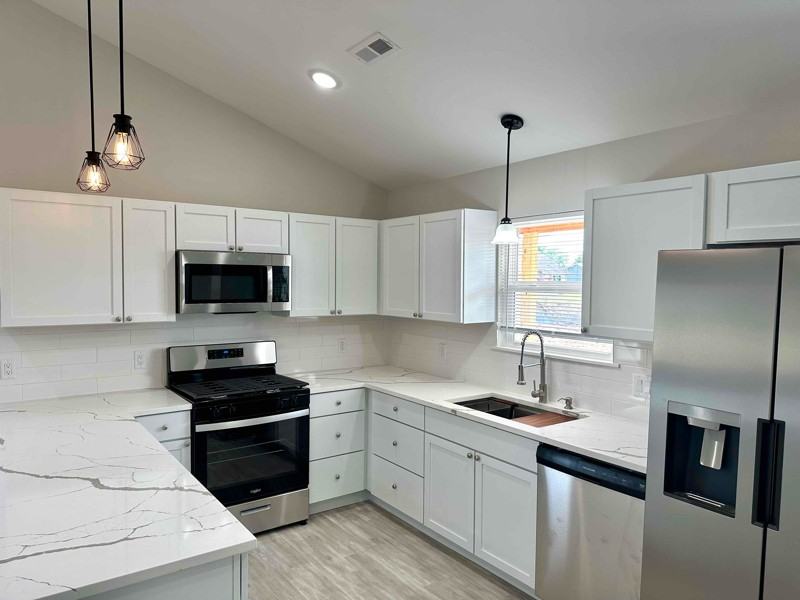 6844 N Rogers Hwy - Photo 3 of 10