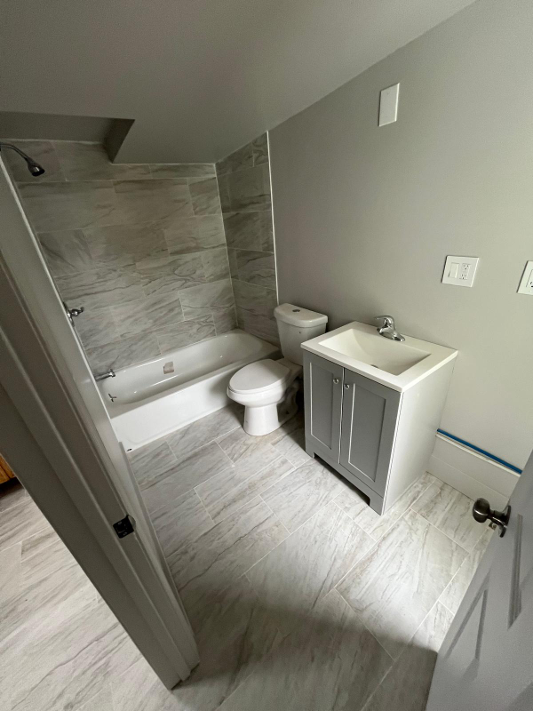 622 S 2nd St #B - Photo 3 of 4