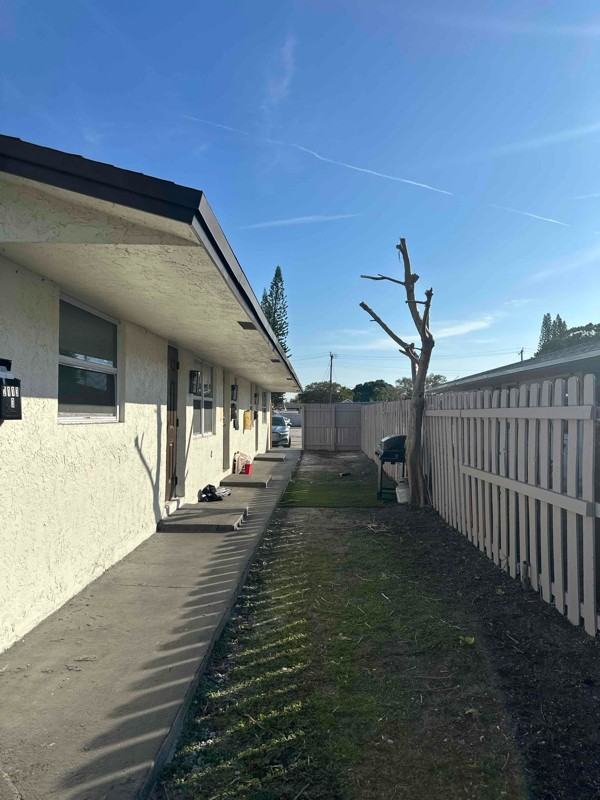 2113 Liberty St #1 - Photo 2 of 16