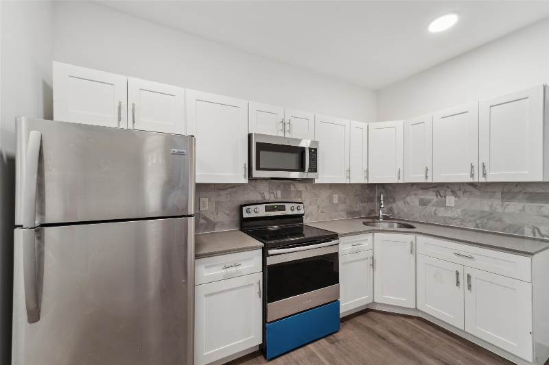 2449 N Opal St - Photo 2 of 14