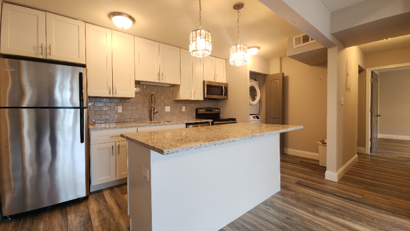 447 W Jefferson Ave #1stFL - Photo 3 of 13