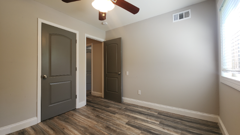 447 W Jefferson Ave #1stFL - Photo 7 of 13