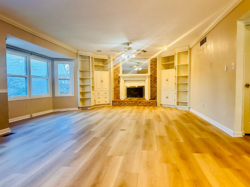 2182 Woodlet Park Dr - Photo 3 of 18