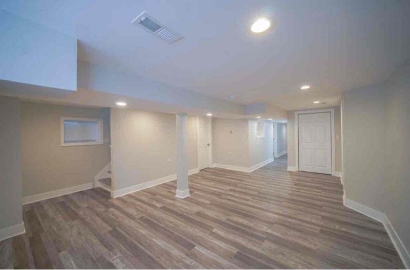 6433 S Racine Ave #1 - Photo 5 of 13