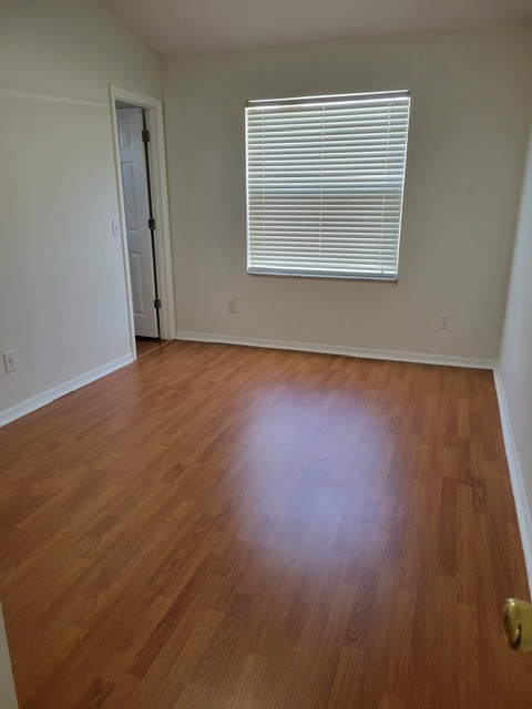 12205 Bohannon Blvd - Photo 3 of 45