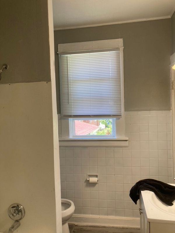 6814 Primrose Ave - Photo 7 of 9