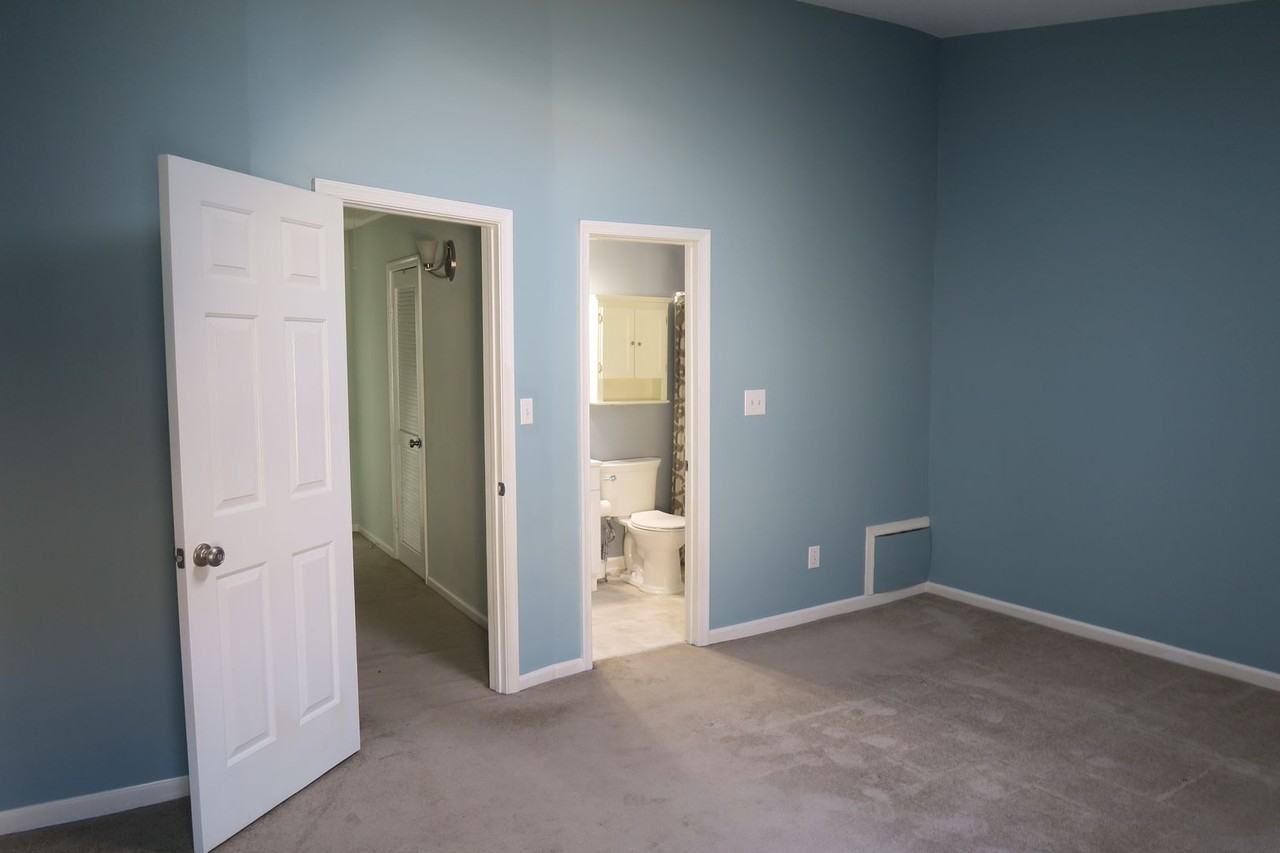 2318 Sandollar Ct - Photo 5 of 24