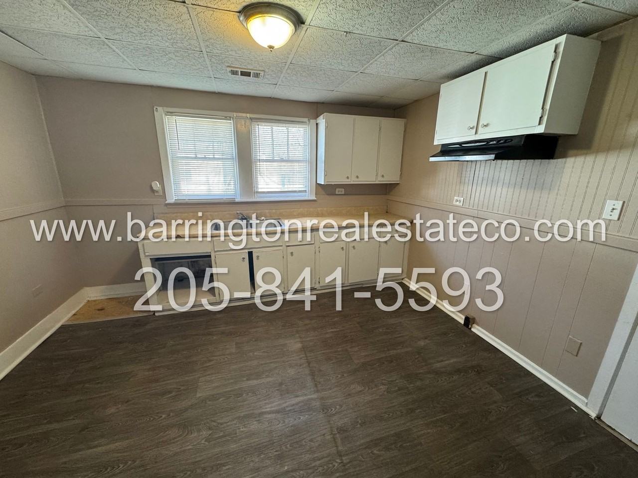 1153 Bristol St - Photo 3 of 7