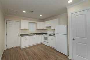 3120 Bell Dr - Photo 1 of 1