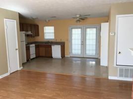 featured image of 1120 E Lee Blvd #Q167