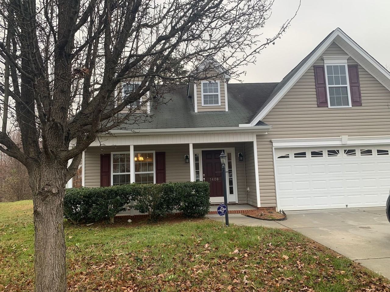 1408 Prestwood Ct - Photo 3 of 24