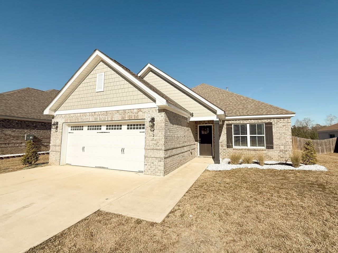 121 Quail Run Ave - Photo 2 of 35