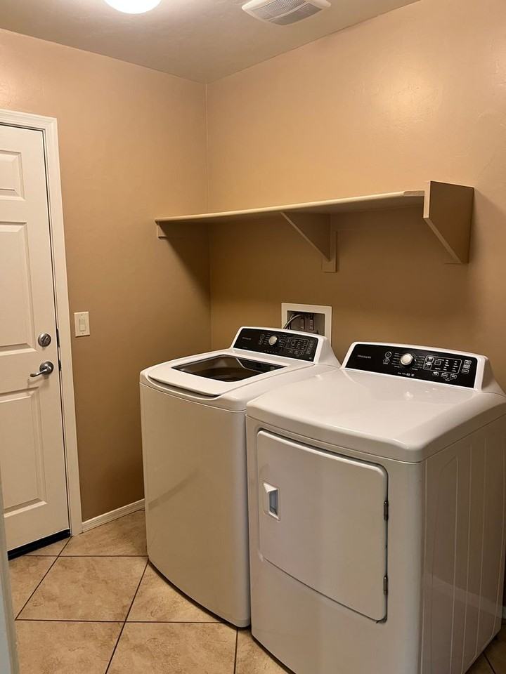 8736 W Saguaro Moon Rd - Photo 4 of 29