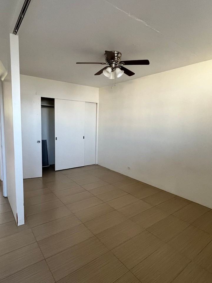 1533 Nehoa St #14 - Photo 3 of 12
