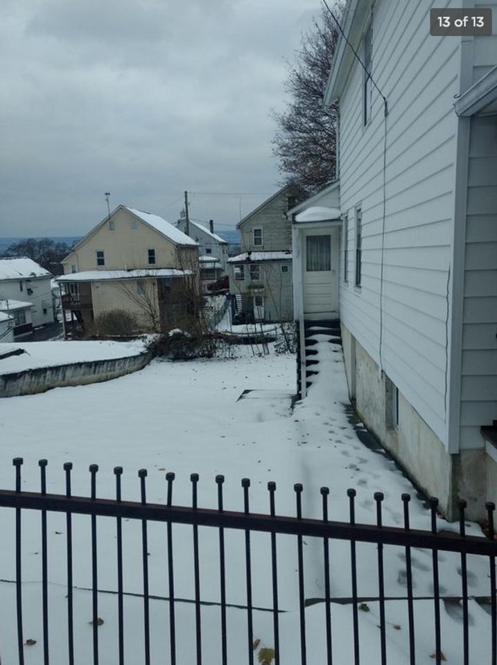 27 Myrick St - Photo 2 of 13