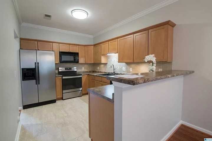 Savannah Park Ln #1611 - Photo 4 of 38