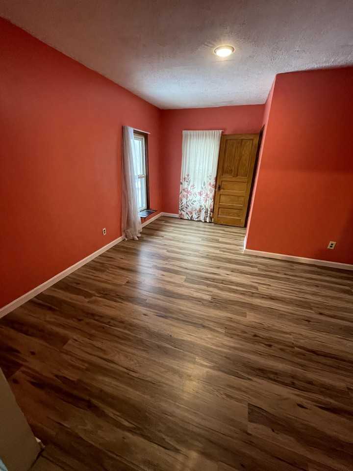 1906 Ridge Rd #NA - Photo 3 of 8