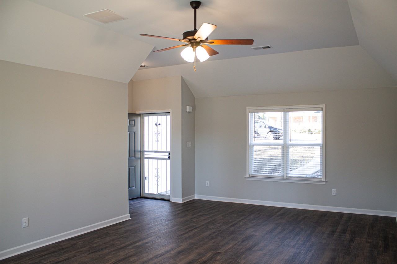 5157 Oak Meadow Ave #NA - Photo 2 of 16