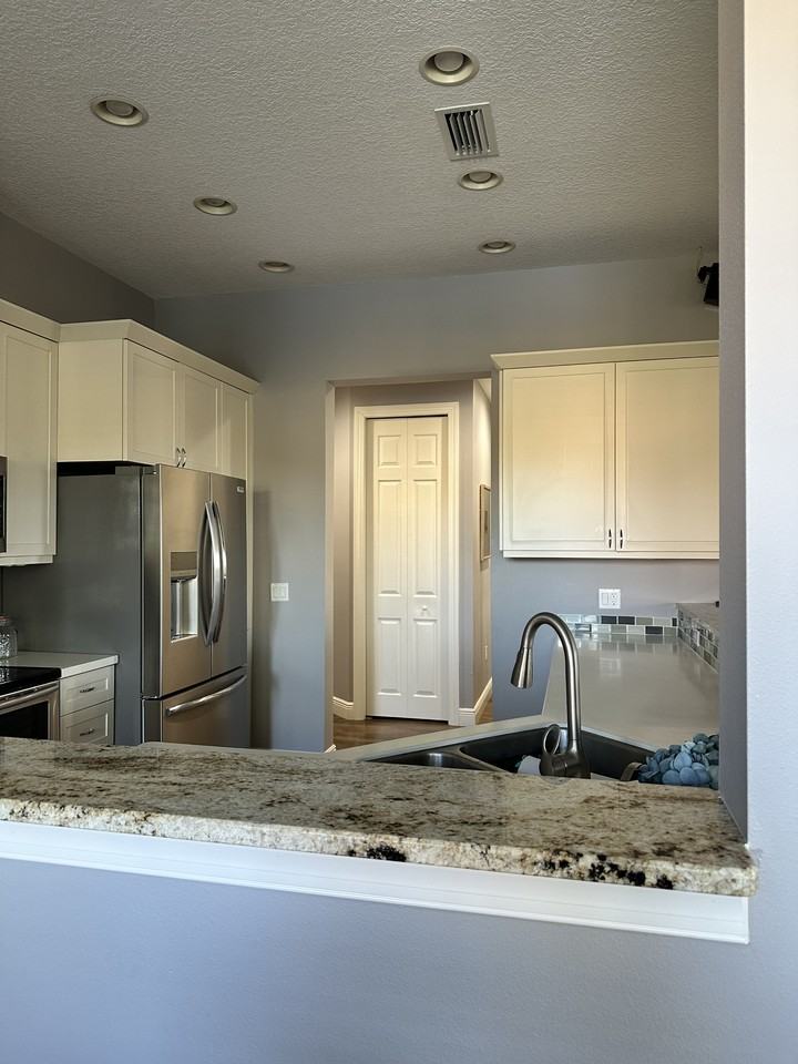 5530 46th Ct W - Photo 7 of 27