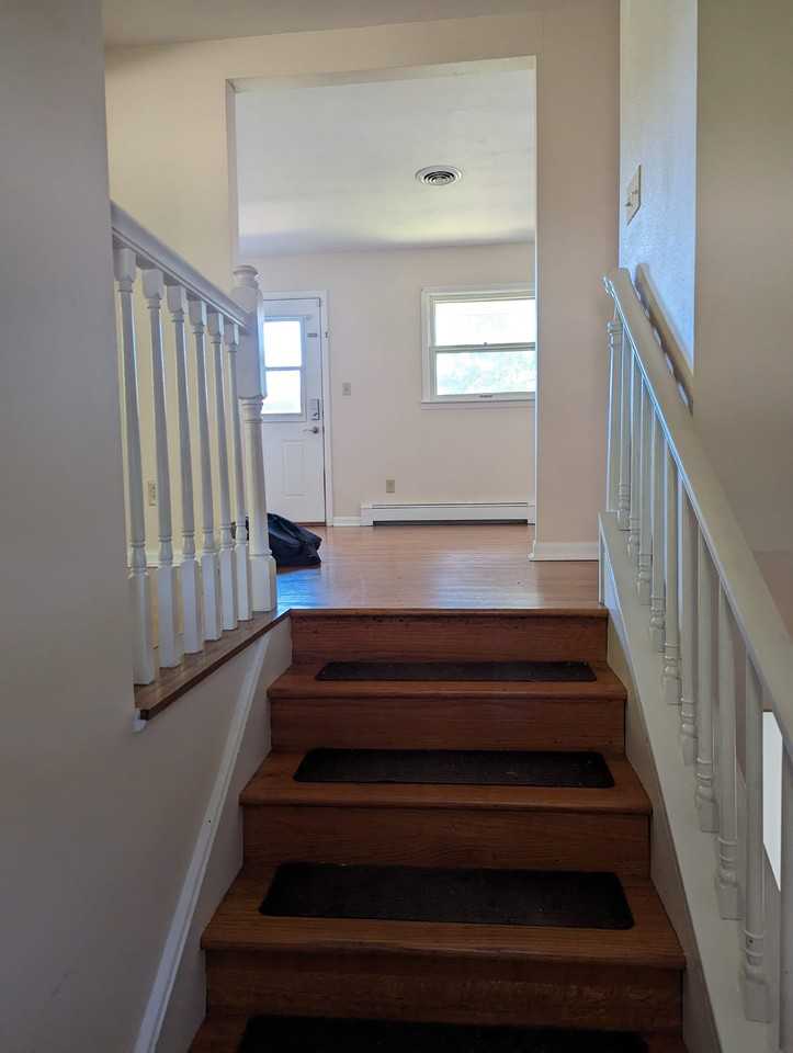 4 Brian Ct #NA - Photo 2 of 50
