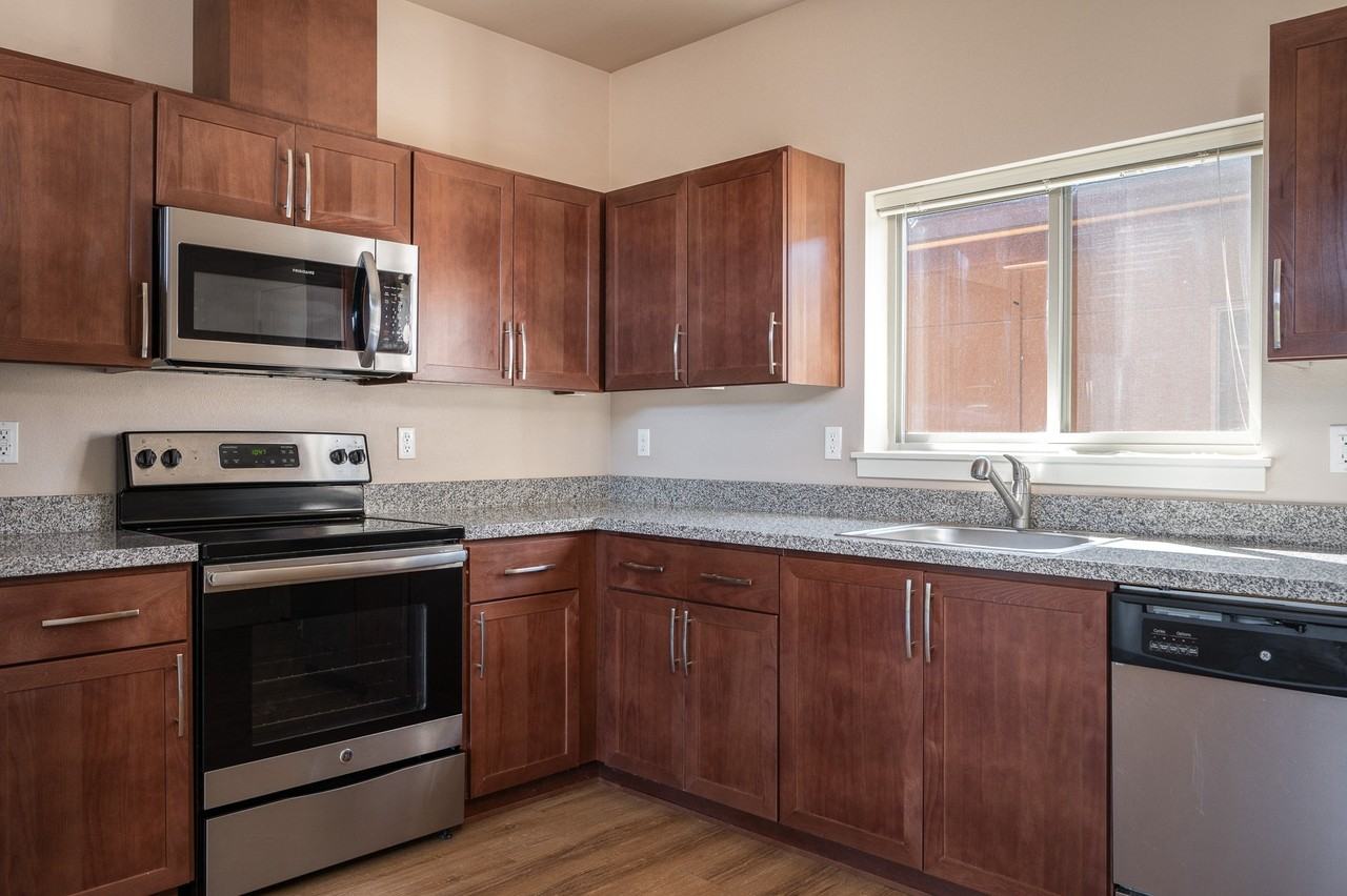 56 Commons Apartments - Photo 4 of 52