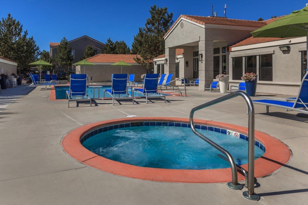 Sagecliff Apartments - Photo 4 of 30