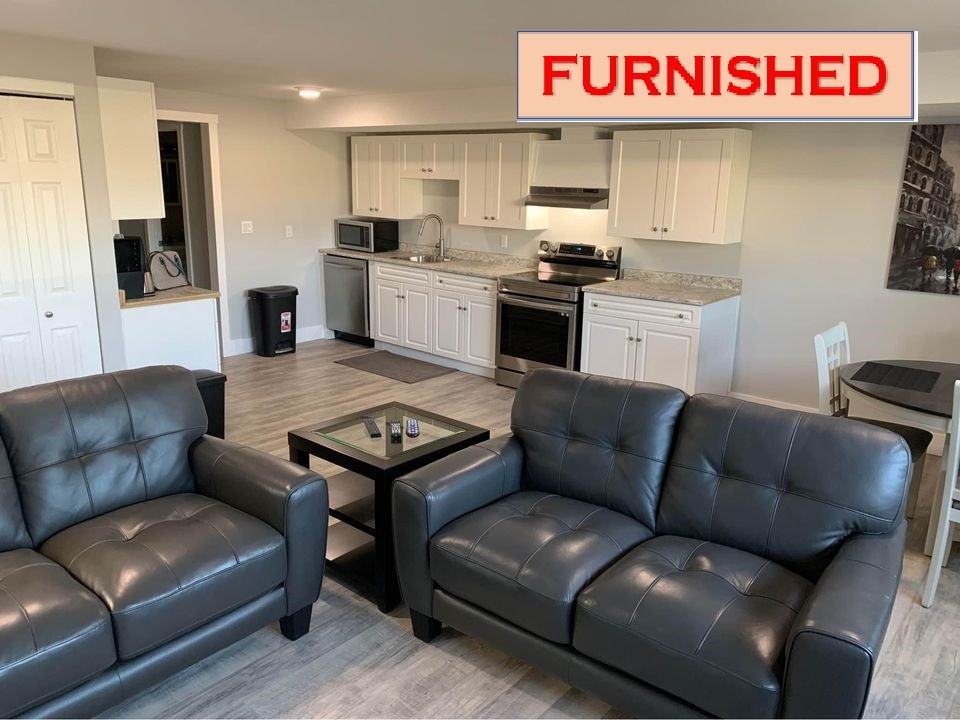 8123 B- 8123 89 Ave - Photo 2 of 12