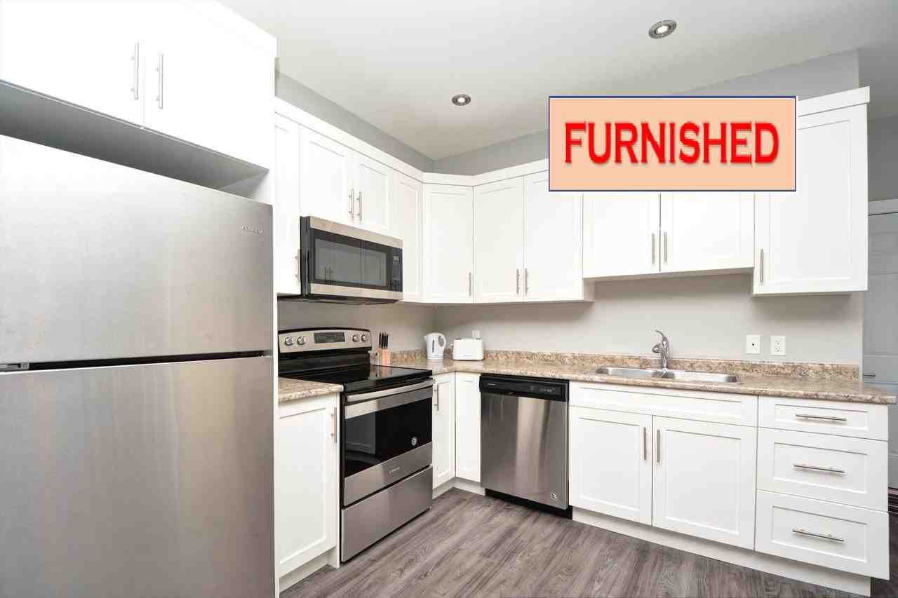 8636 B-8636 85 St - Photo 4 of 23