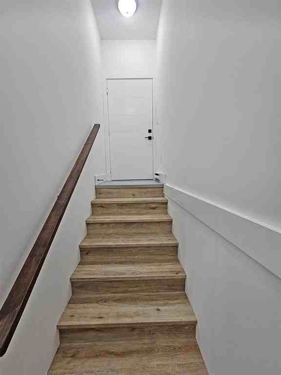 8320 B- 8320 85 Ave - Photo 2 of 8