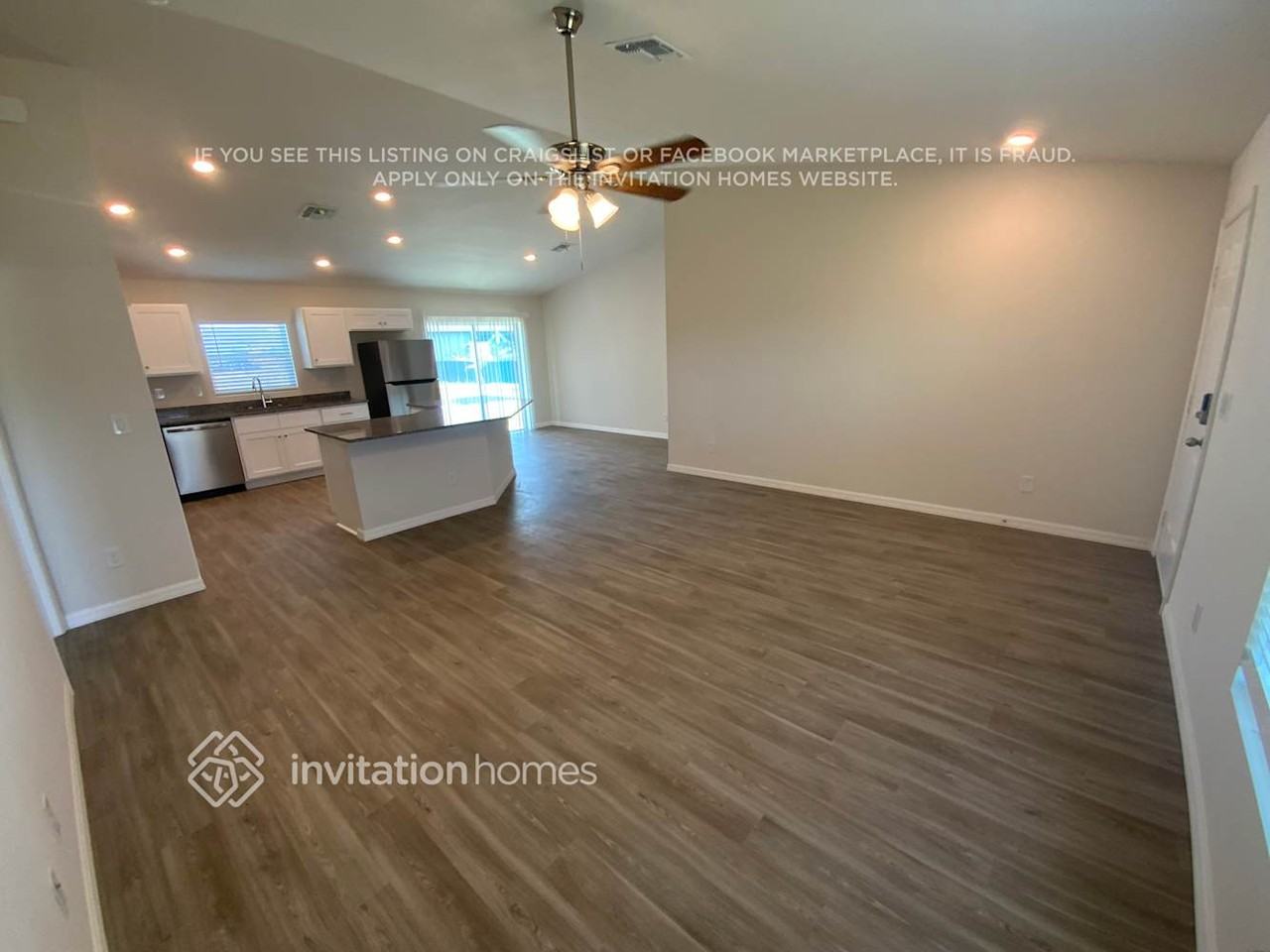 512 Ne 6th Pl - Photo 2 of 16