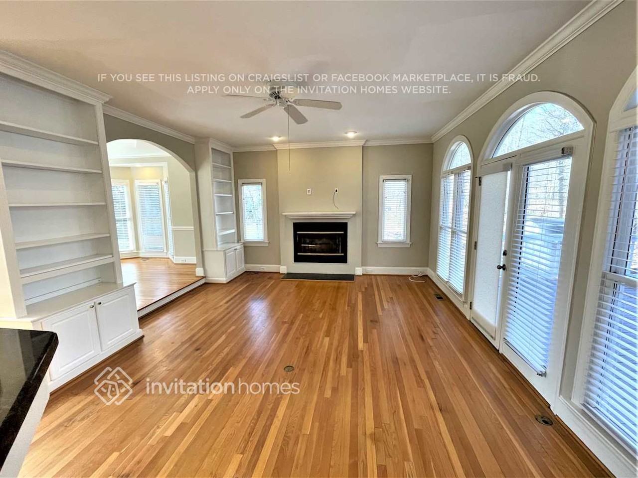 5814 Providence Grove Ln - Photo 2 of 25