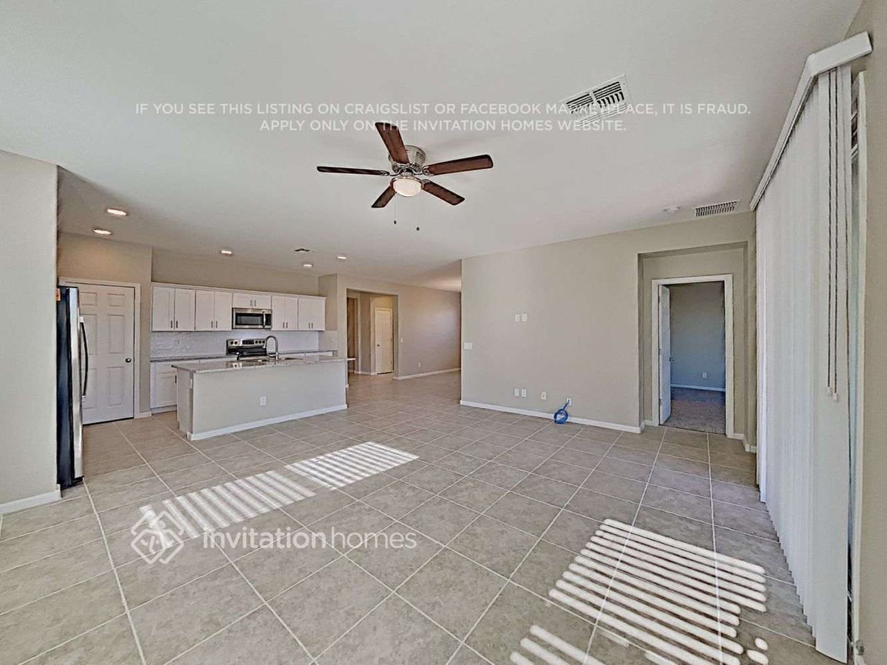 993 S 200th Ln - Photo 4 of 23