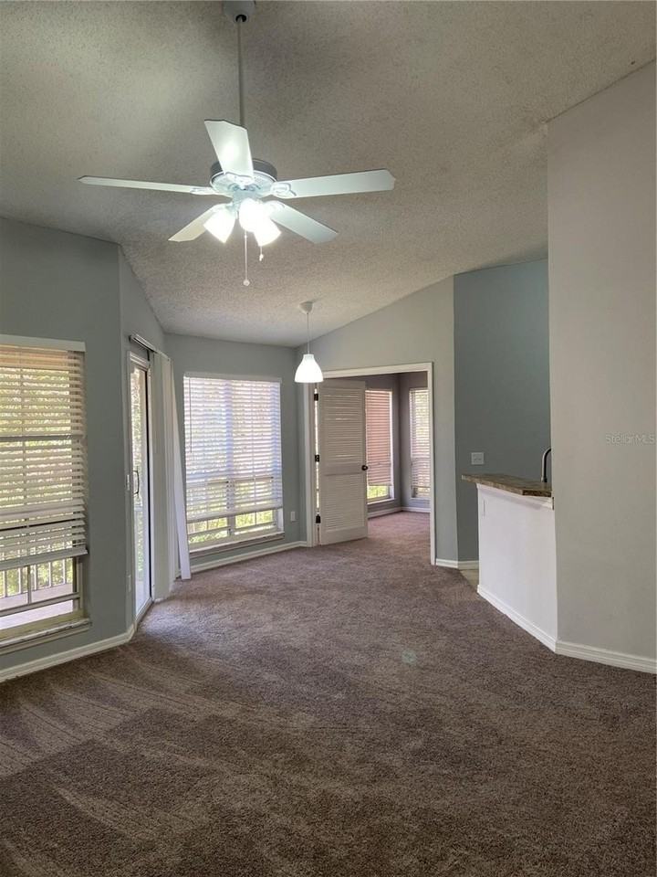 4680 Sussex Terrace - Photo 3 of 14