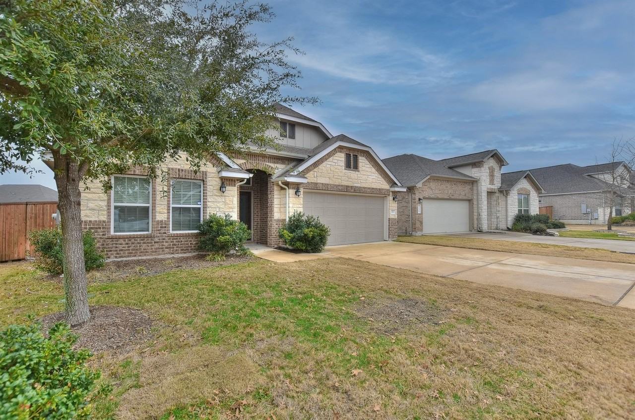 132 Krupp Ave - Photo 2 of 39