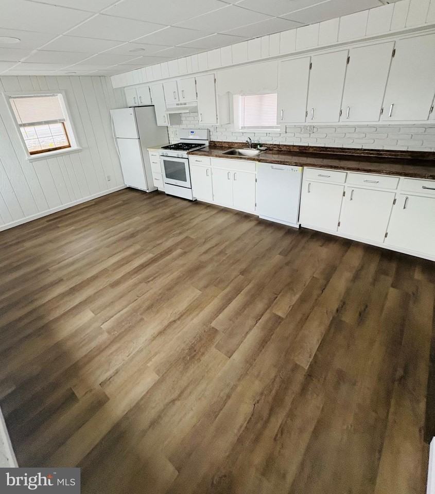 3703 S Black Horse Pike - Photo 3 of 24