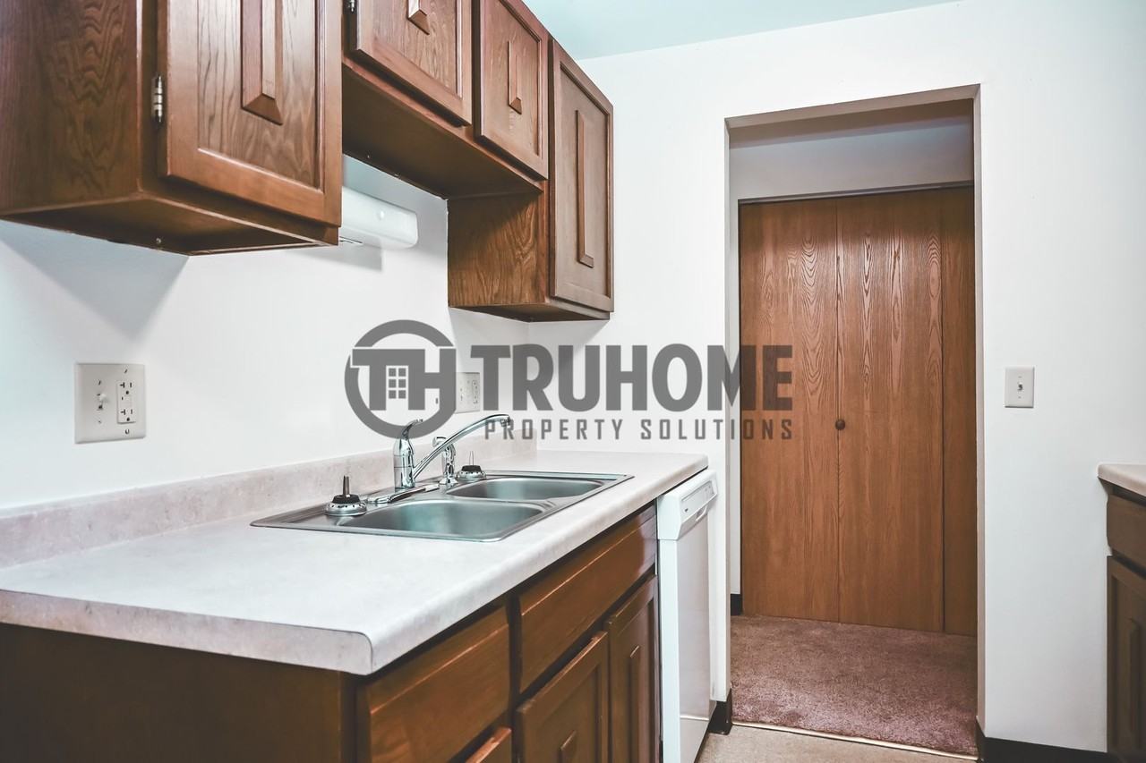 Gallery Apartments - Photo 2 of 13